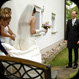 Der Bräutigam sieht seine Braut das erste Mal